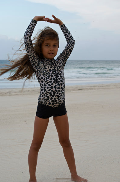 leopard swimsuit, surfing swimsuit, surfing swimwear, swimwear for sports, swimwear for sun protection, swimwear for girls,