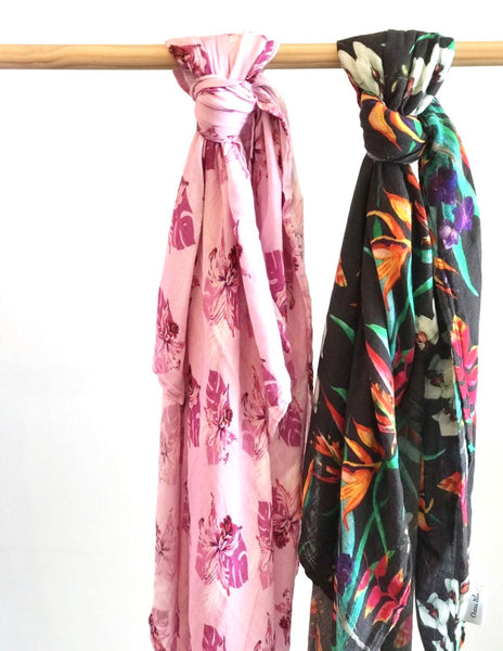 designer baby swaddle, printed baby wraps, ethnically made, sustainable fashion, swaddle for baby, tropical print swaddles, baby shower gift ideas, swaddle me, newborn swaddle, organic swaddle, muslin soft swaddle